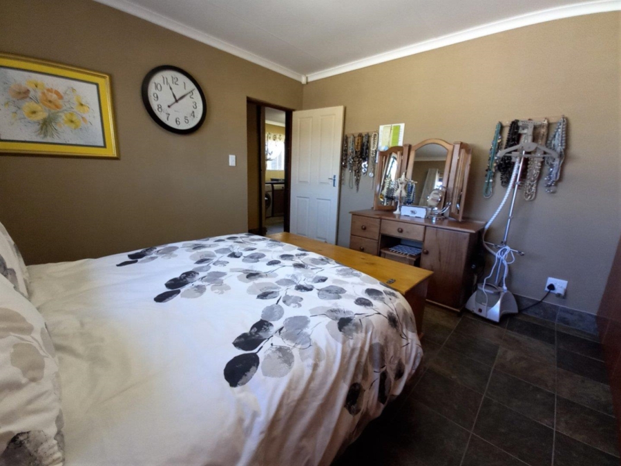 2 Bedroom Property for Sale in Humansdorp Eastern Cape